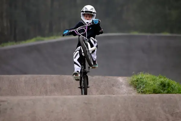 BMX Sykler for Barn: Hvordan Velge Og Hva Du Bør Vite