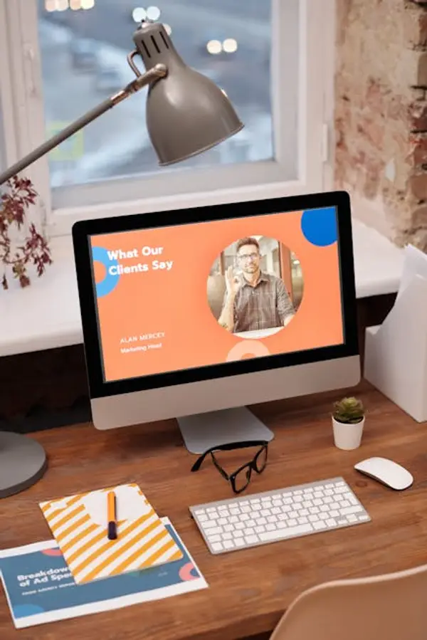 Strategi for digital reklame med logo