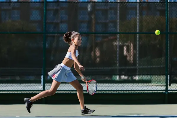 tennis kamp handling